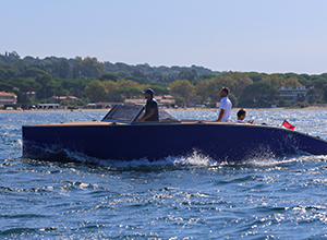 laneva-boats-blog-article-why-superyacht-tenders-should-be-electric-2